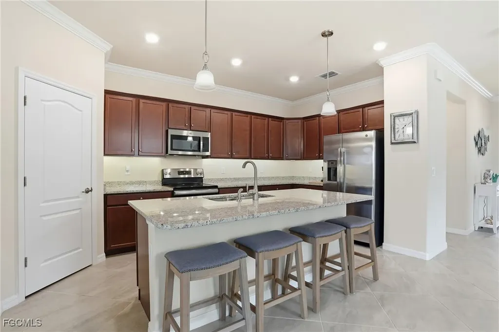 4025 E Hampton Circle Alva FL 33920