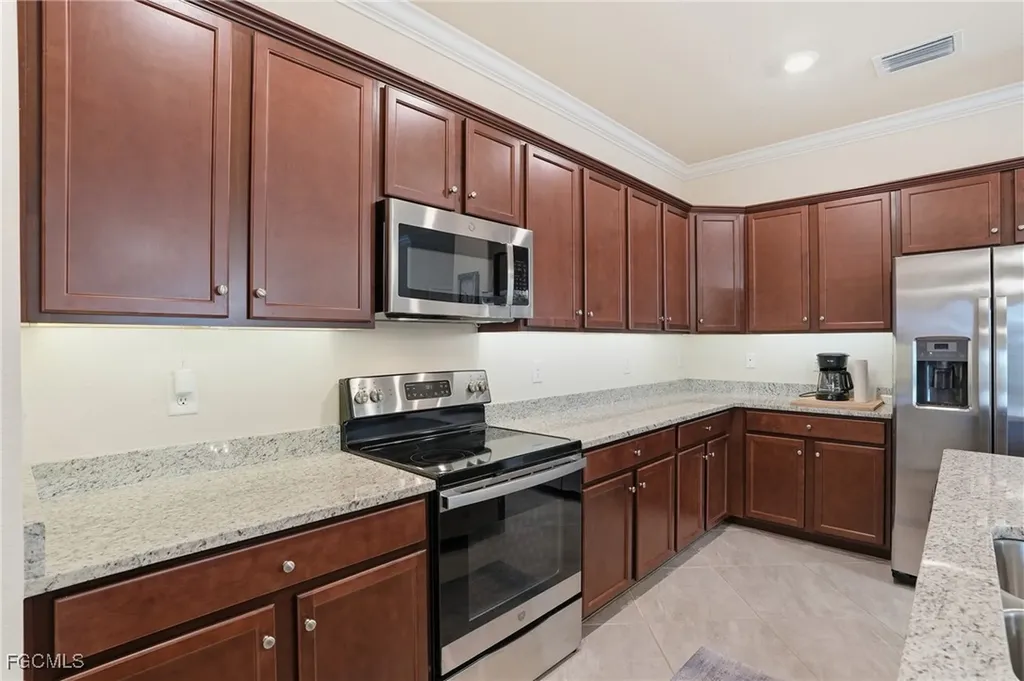 4025 E Hampton Circle Alva FL 33920