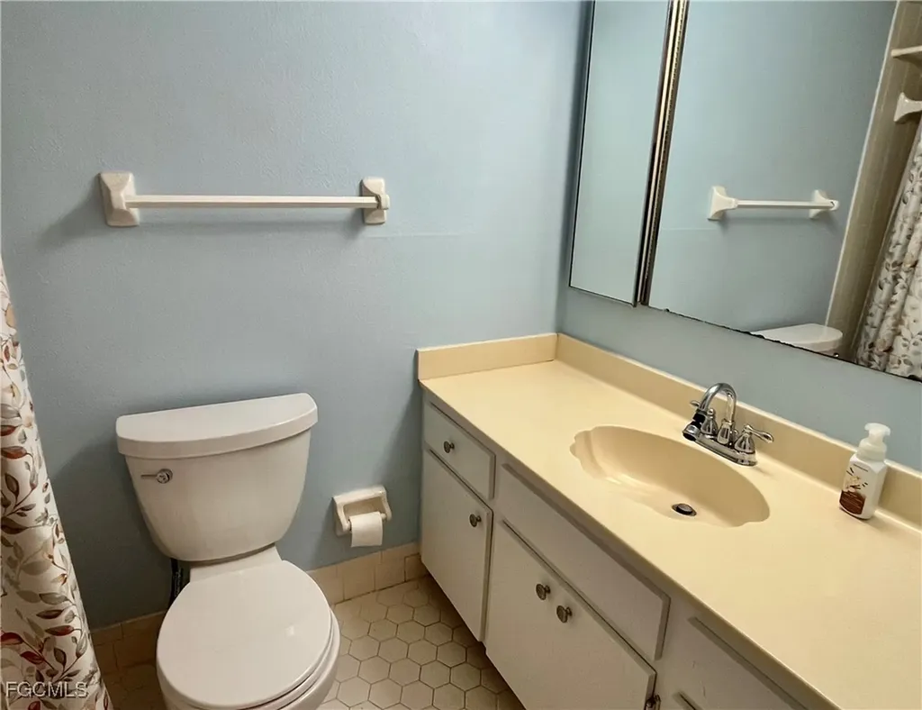 1356 Myerlee Country Club Boulevard Fort Myers FL 33919
