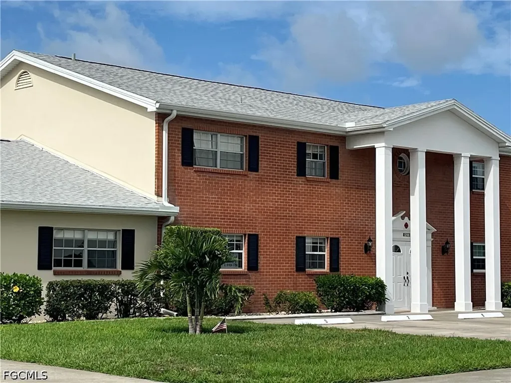 1356 Myerlee Country Club Boulevard Fort Myers FL 33919