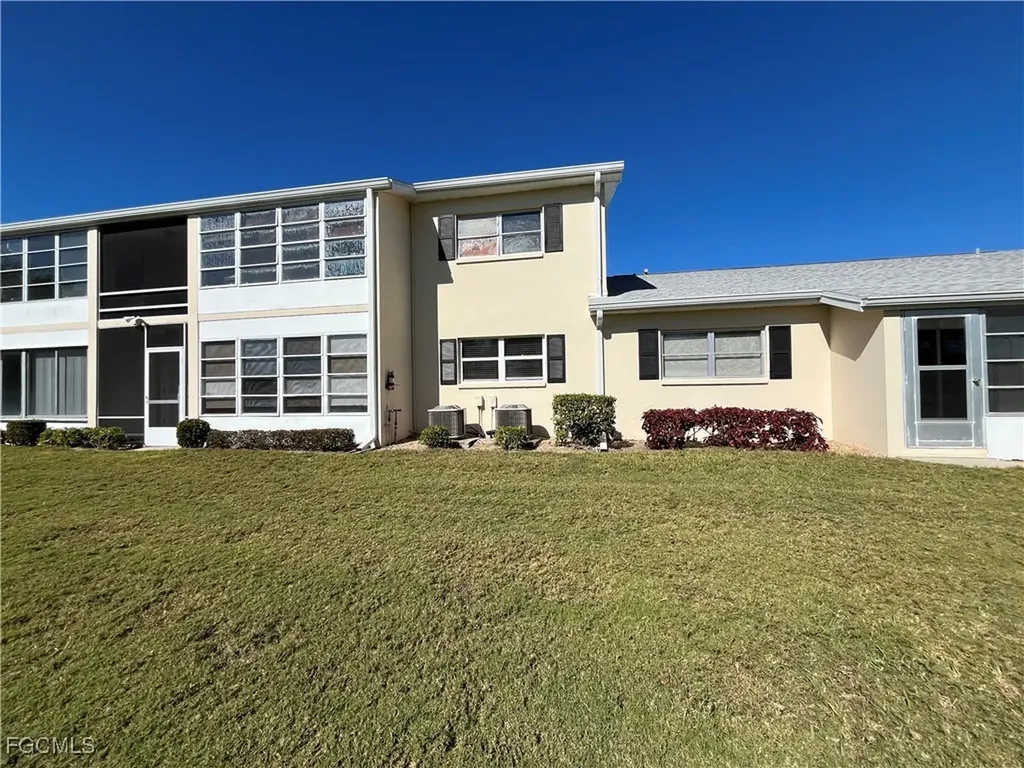 1356 Myerlee Country Club Boulevard Fort Myers FL 33919