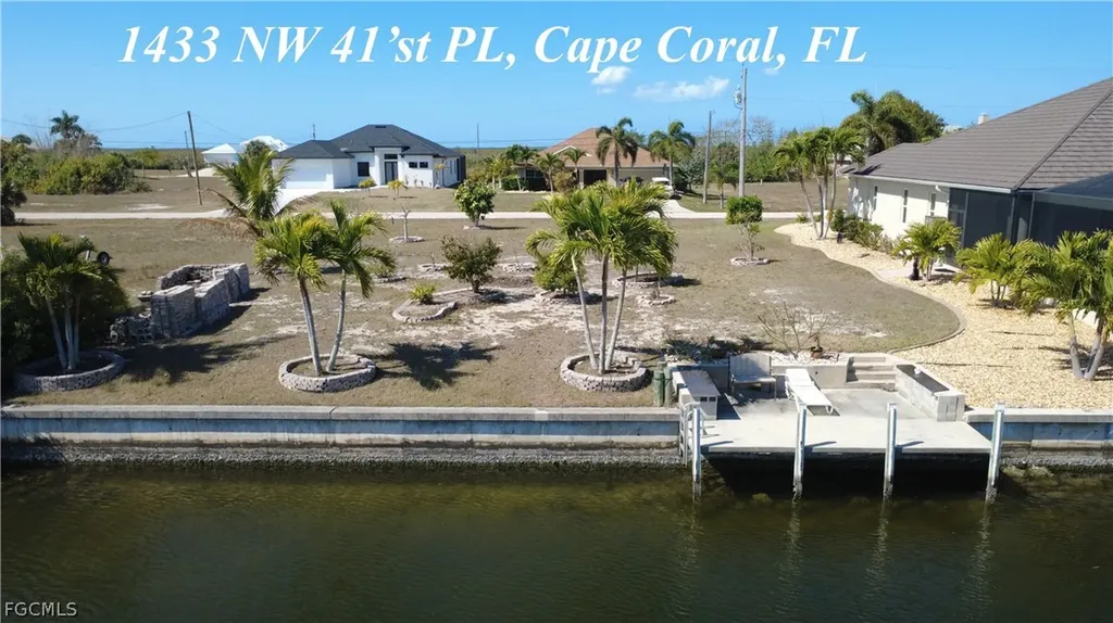 1433 NW 41st Place Cape Coral FL 33993