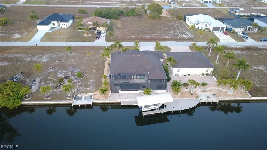 1433 NW 41st Place Cape Coral FL 33993