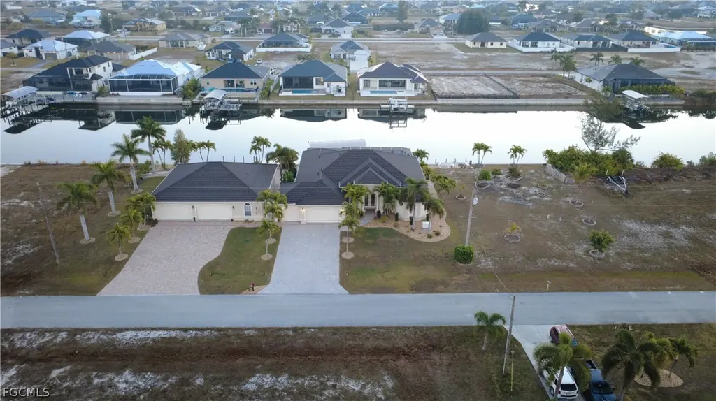 1433 NW 41st Place Cape Coral FL 33993
