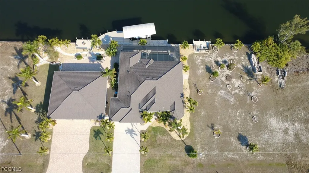 1433 NW 41st Place Cape Coral FL 33993