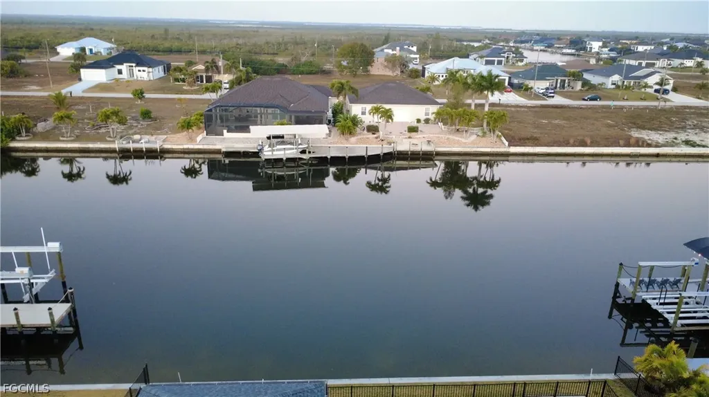 1433 NW 41st Place Cape Coral FL 33993