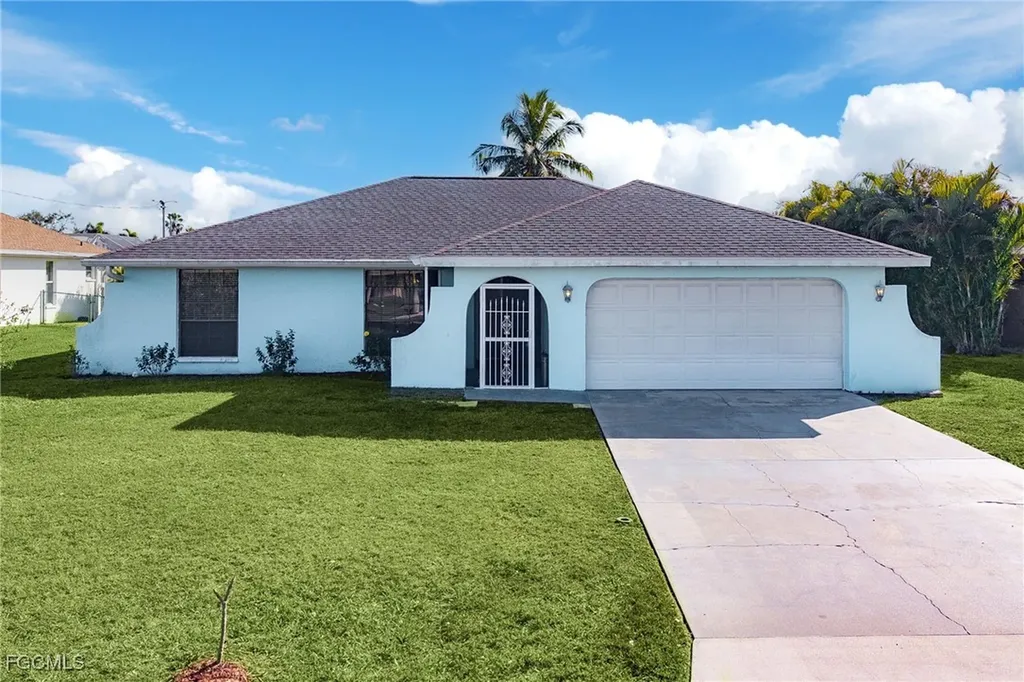 224 SE 31st Terrace Cape Coral FL 33904