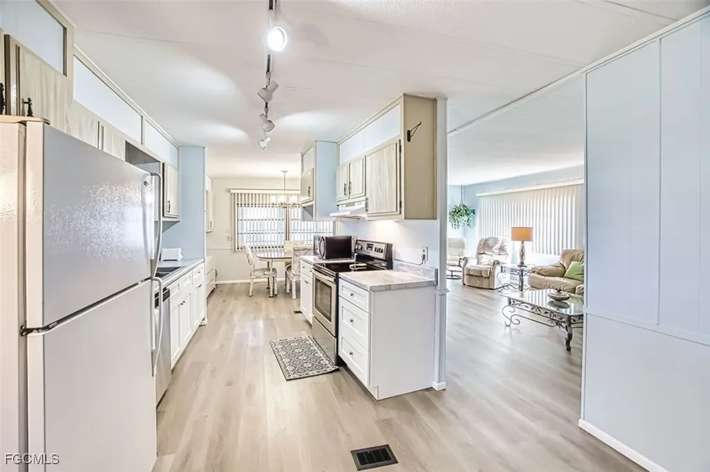 356 Mattie Avenue Fort Myers FL 33908