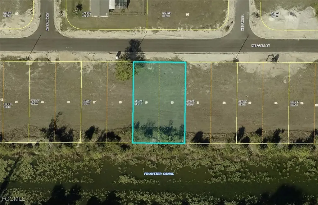 906 NE 23rd Terrace Cape Coral FL 33909