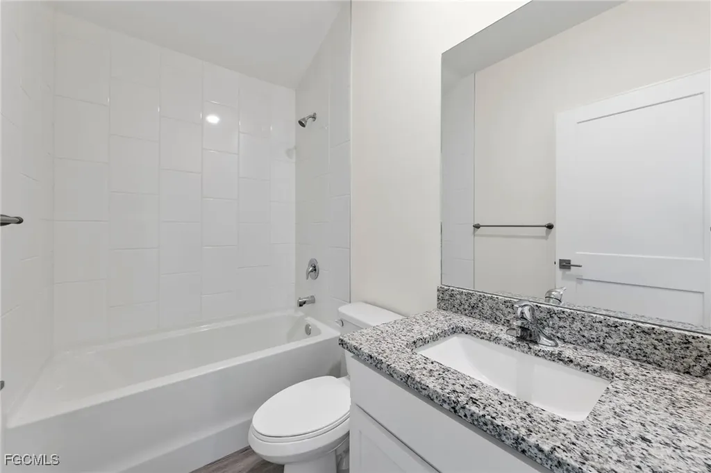 1437 NW 2nd Street Cape Coral FL 33993