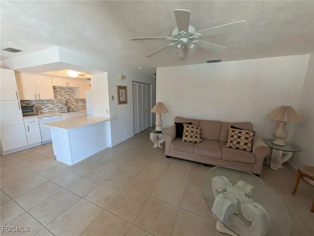 1111 Cape Coral Parkway W Cape Coral FL 33914