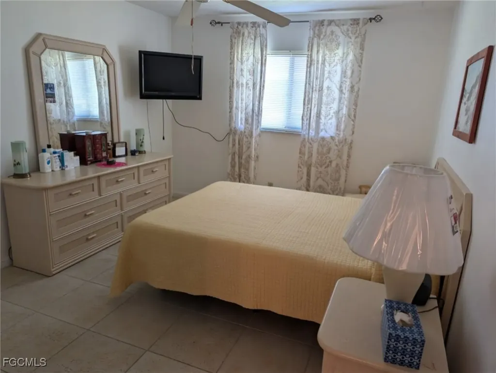 1111 Cape Coral Parkway W Cape Coral FL 33914