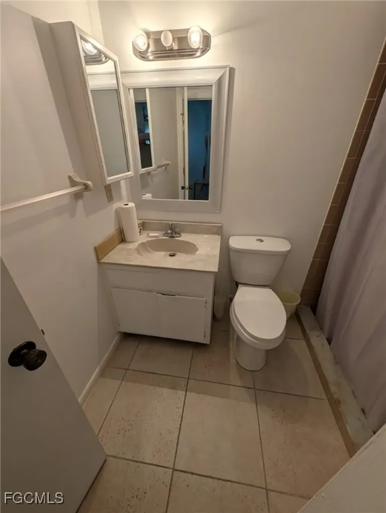 1111 Cape Coral Parkway W Cape Coral FL 33914
