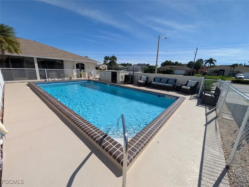 1111 Cape Coral Parkway W Cape Coral FL 33914