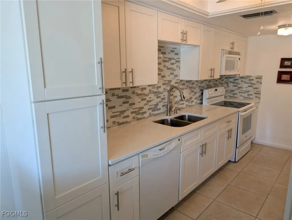 1111 Cape Coral Parkway W Cape Coral FL 33914