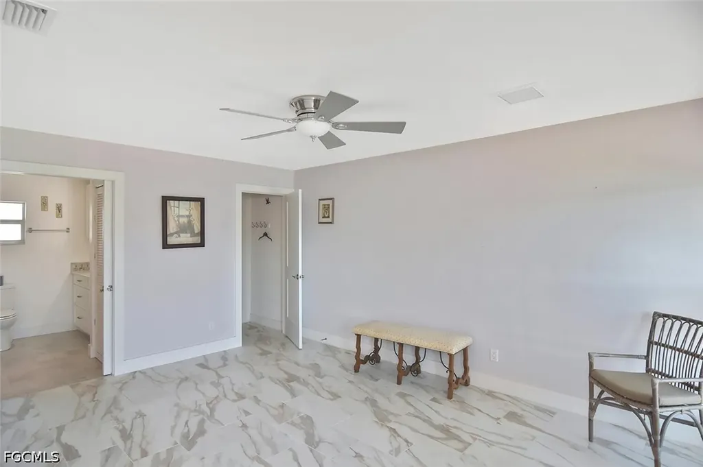4299 Island Circle Fort Myers FL 33919