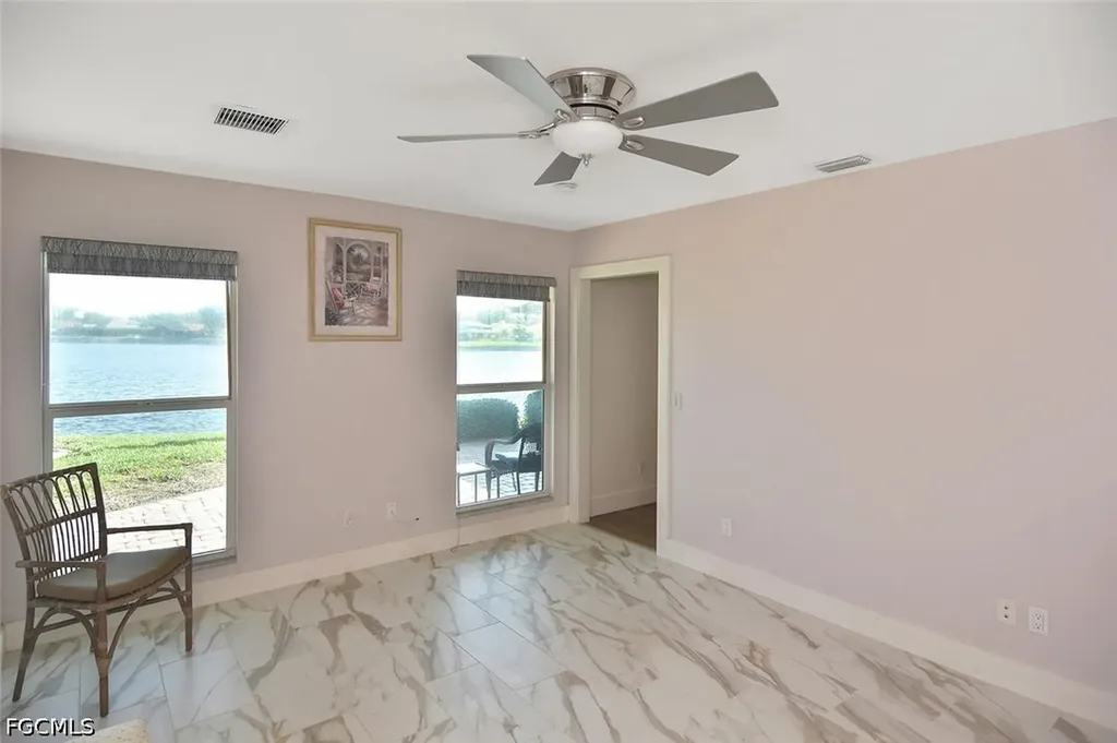 4299 Island Circle Fort Myers FL 33919