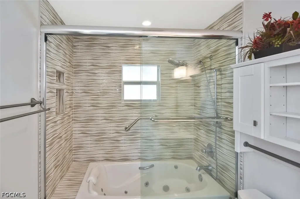 4299 Island Circle Fort Myers FL 33919