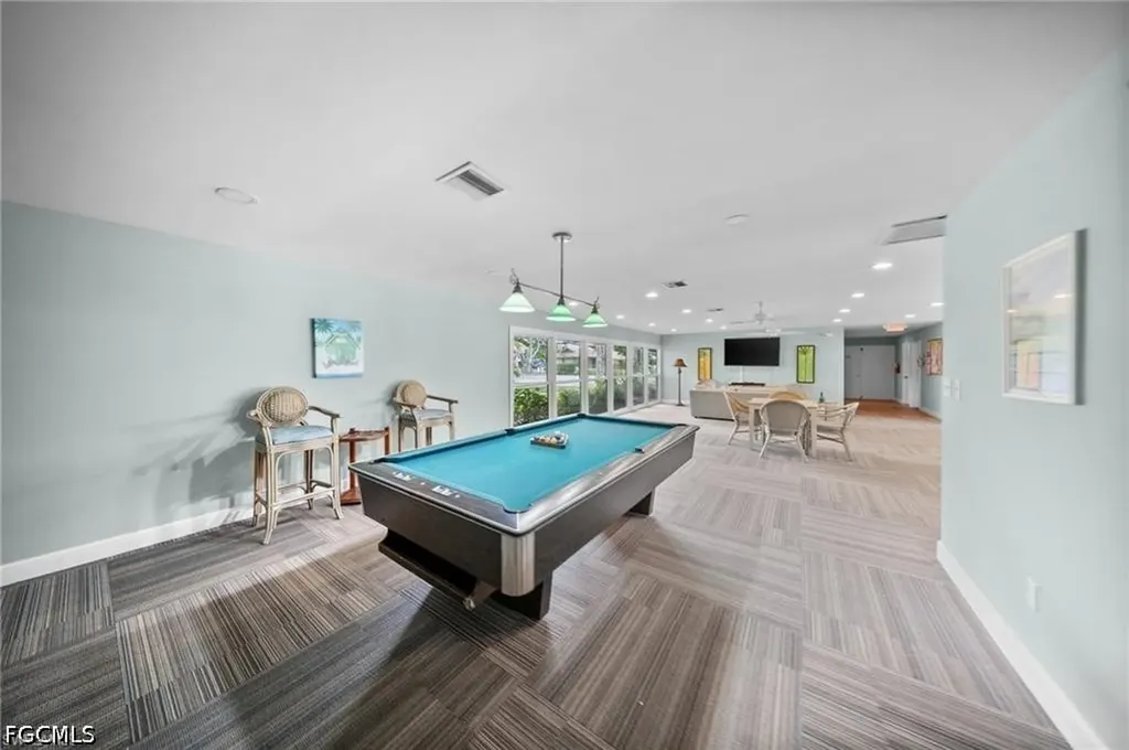 4299 Island Circle Fort Myers FL 33919