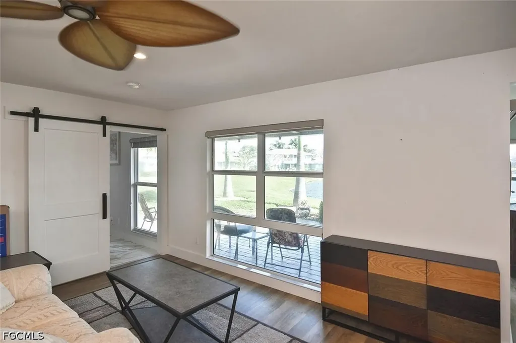 4299 Island Circle Fort Myers FL 33919