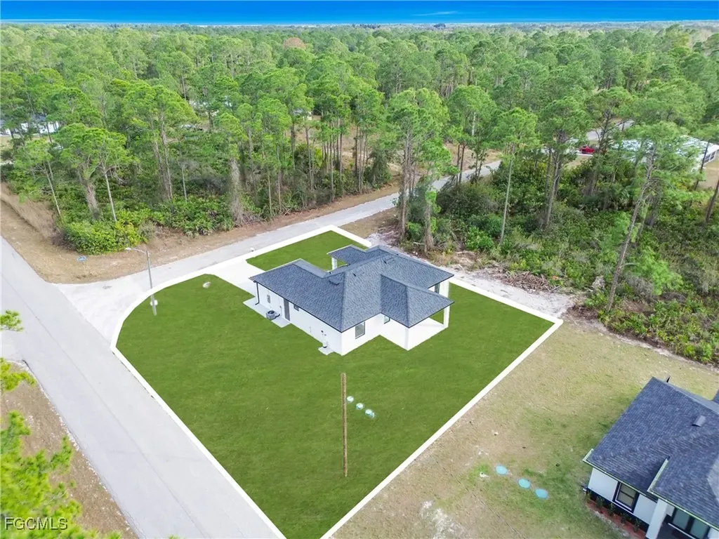 2023 Canton Avenue Alva FL 33920