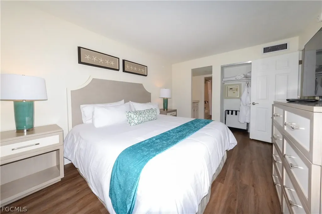 2255 W Gulf Drive Sanibel FL 33957