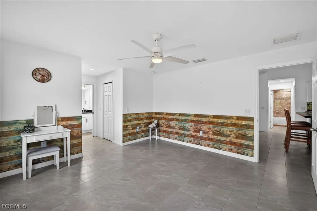 11249 / 11261 6th Avenue Punta Gorda FL 33955