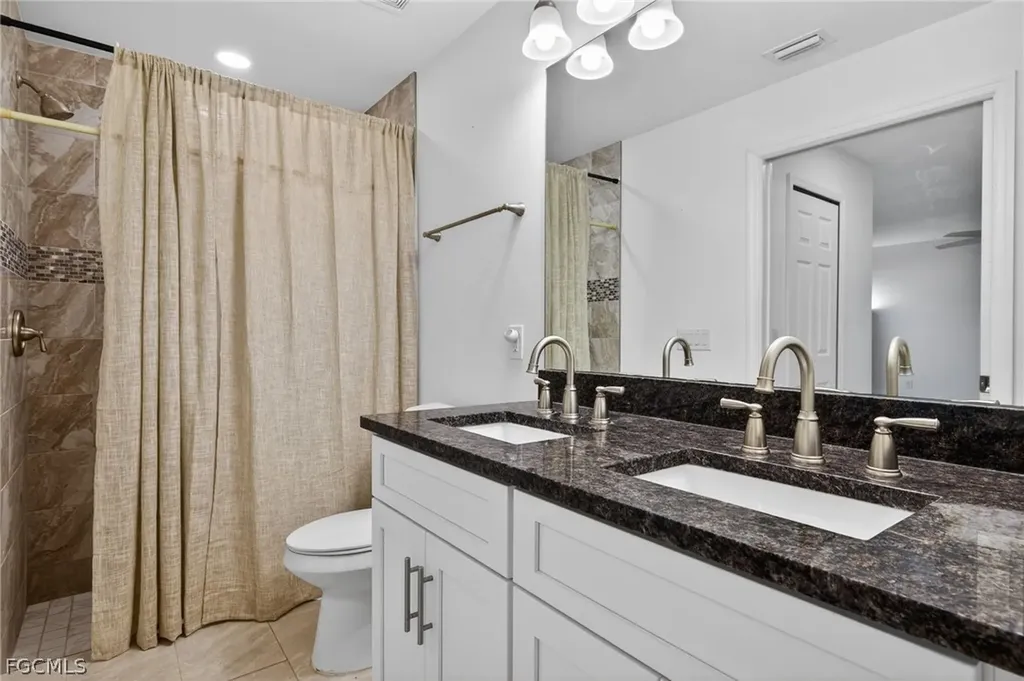 11249 / 11261 6th Avenue Punta Gorda FL 33955