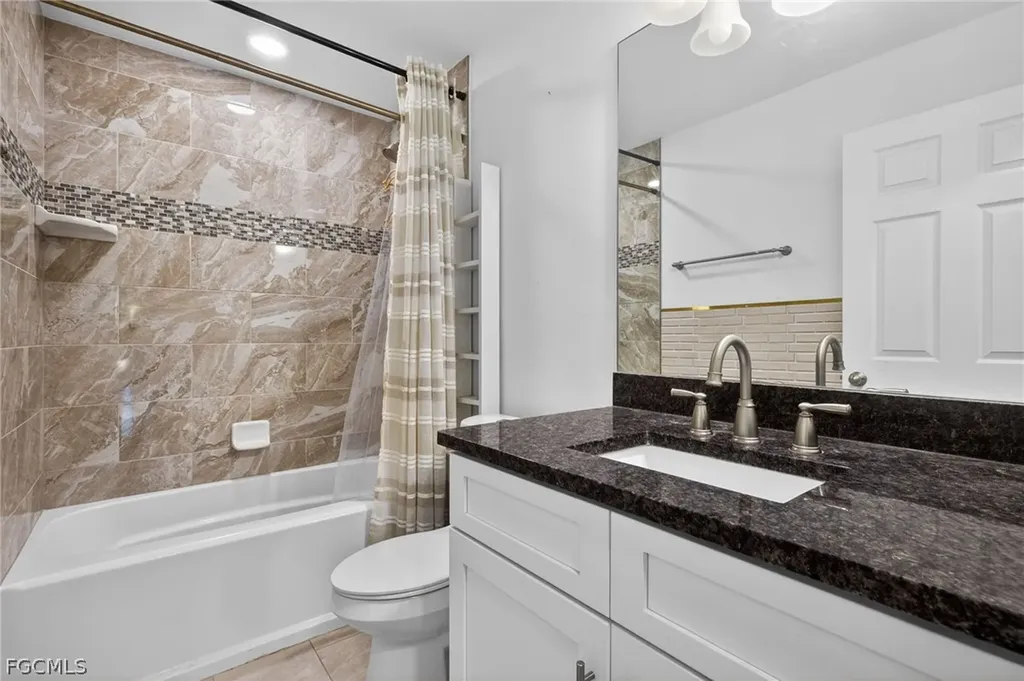 11249 / 11261 6th Avenue Punta Gorda FL 33955