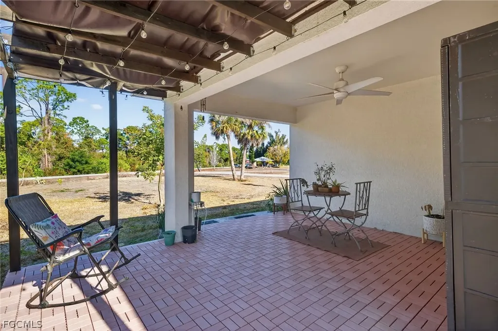 11249 / 11261 6th Avenue Punta Gorda FL 33955