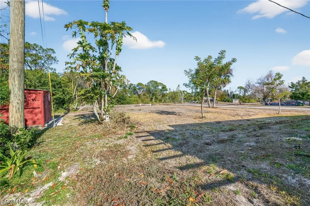 11249 / 11261 6th Avenue Punta Gorda FL 33955