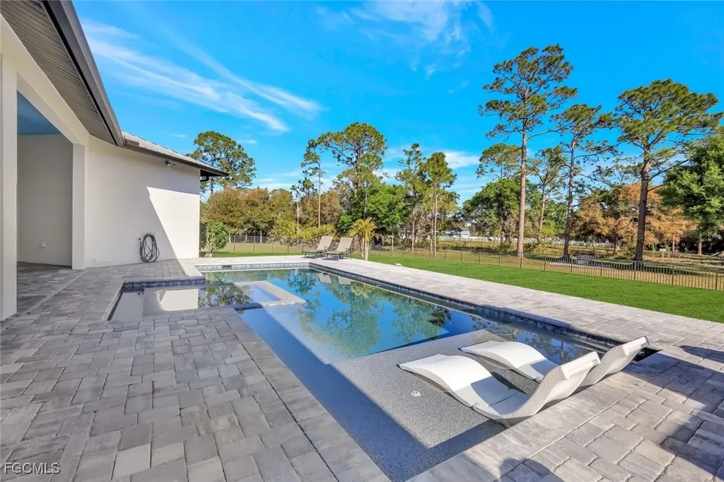 14051 Binghampton Drive Fort Myers FL 33905