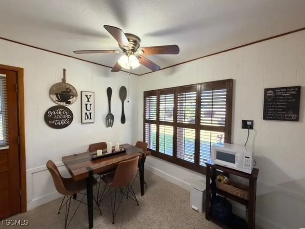 40 Victoria Drive North Fort Myers FL 33917