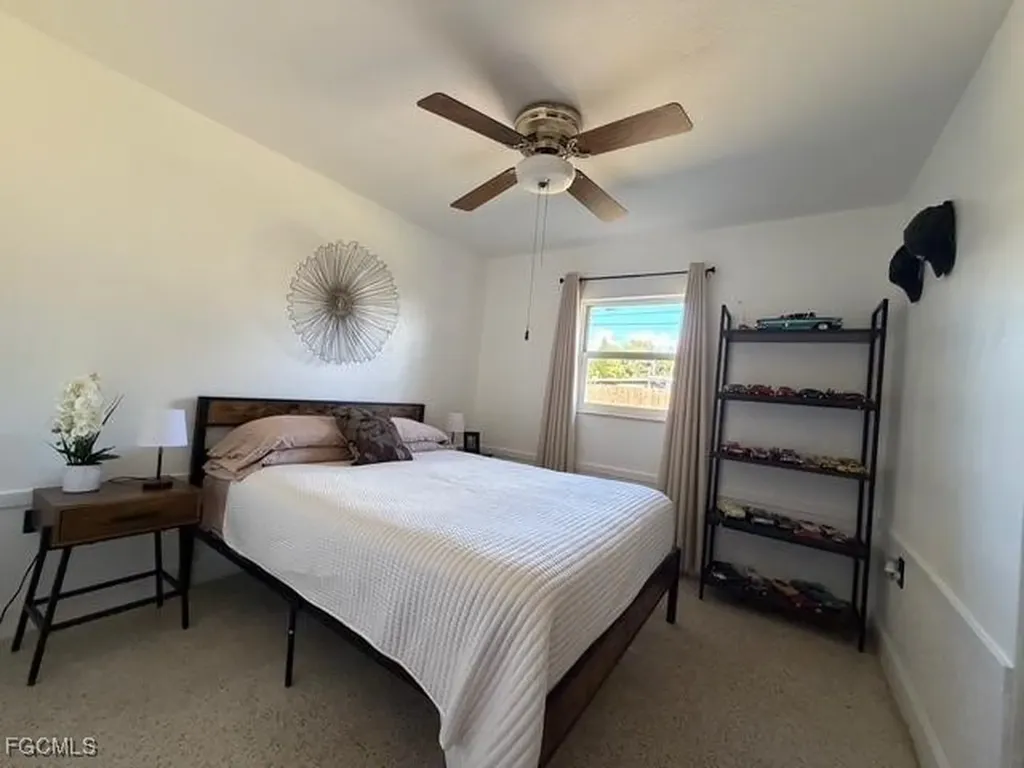 40 Victoria Drive North Fort Myers FL 33917