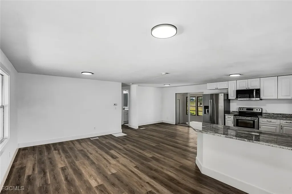 13651 Grackle Drive Fort Myers FL 33908