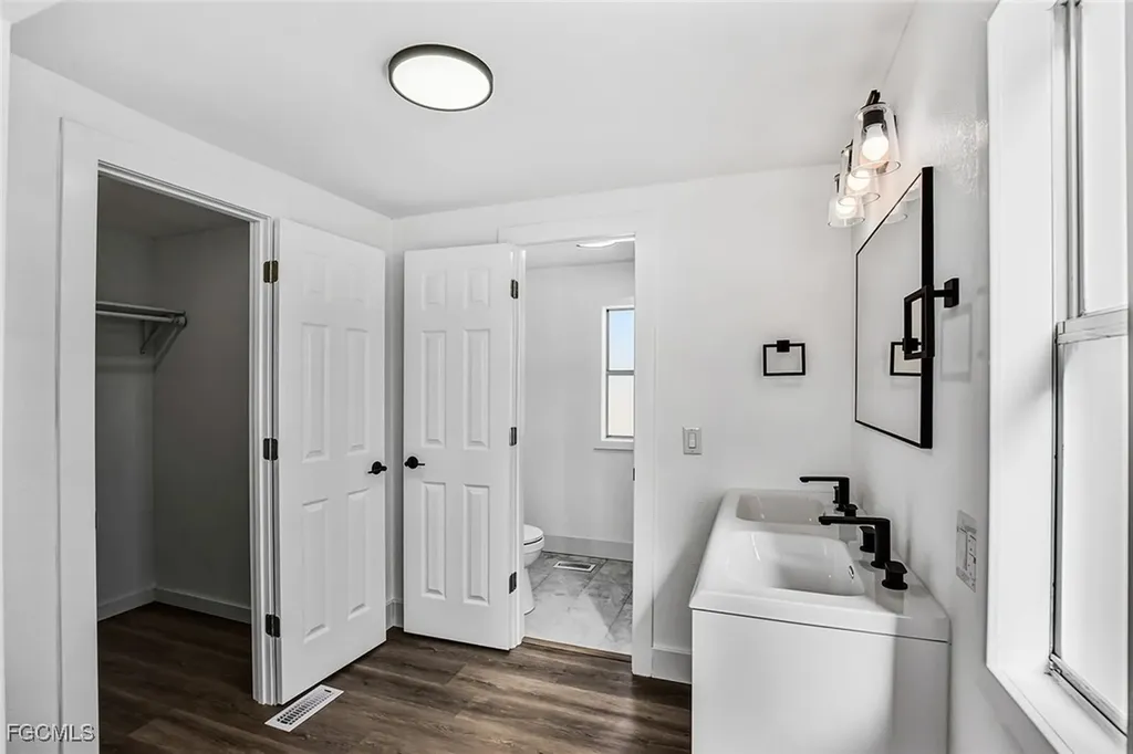 13651 Grackle Drive Fort Myers FL 33908