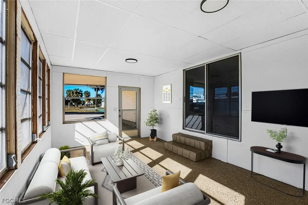 13651 Grackle Drive Fort Myers FL 33908