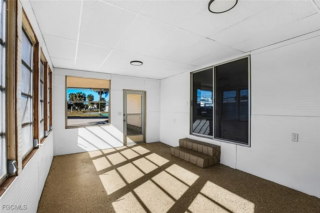 13651 Grackle Drive Fort Myers FL 33908