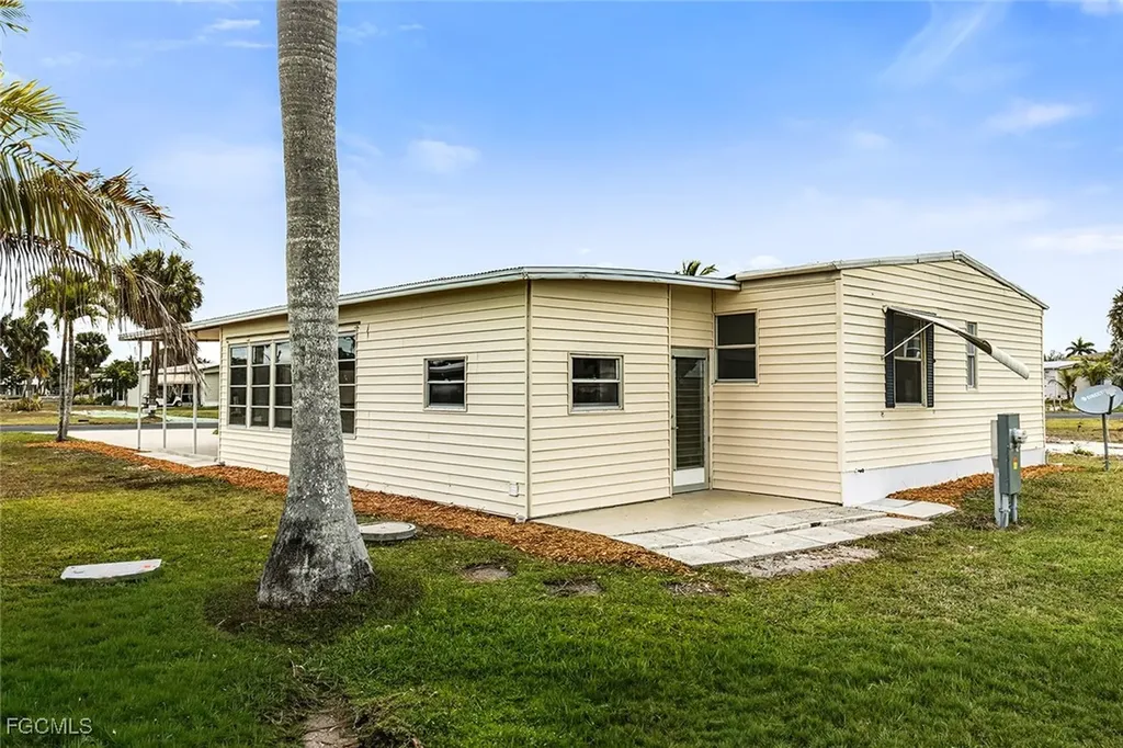 13651 Grackle Drive Fort Myers FL 33908