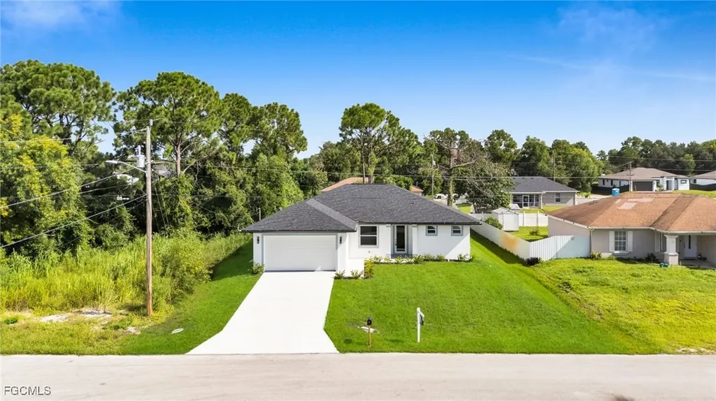 3413 28th Street SW Lehigh Acres FL 33976
