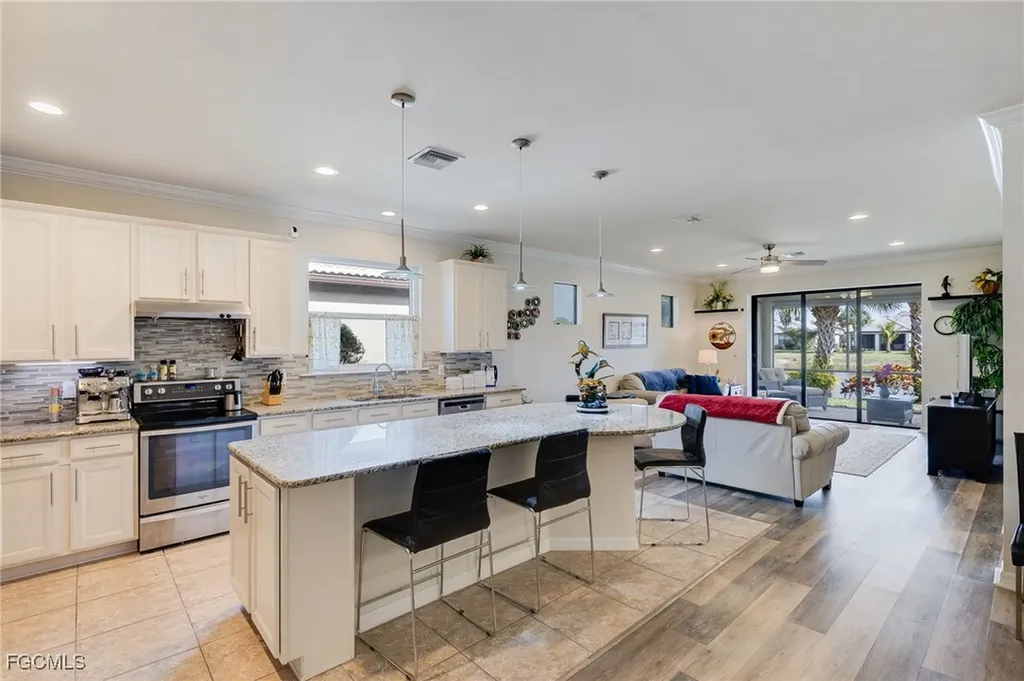 12015 Macquarie Way Fort Myers FL 33913