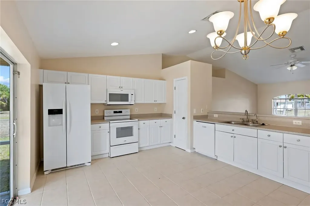 2706 SW 9th Avenue Cape Coral FL 33914