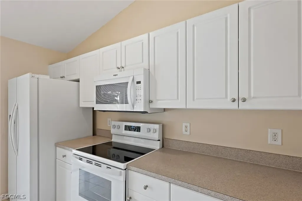 2706 SW 9th Avenue Cape Coral FL 33914