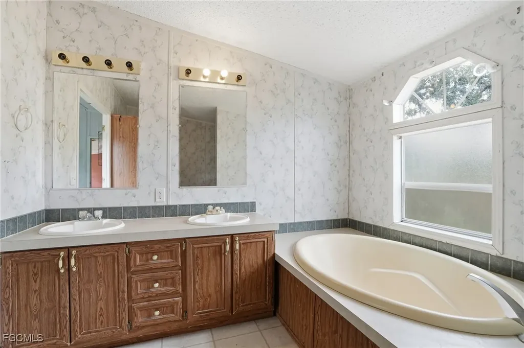 580 Brittany Lane Labelle FL 33935