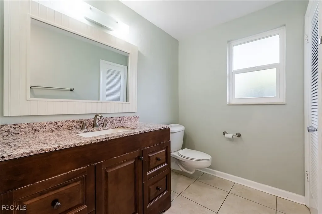 2307 Flora Avenue Fort Myers FL 33907
