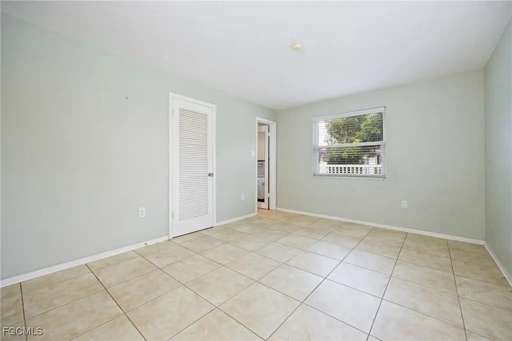 2307 Flora Avenue Fort Myers FL 33907