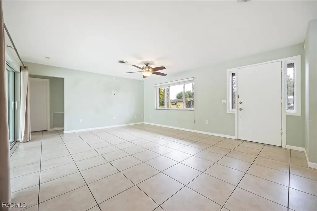 2307 Flora Avenue Fort Myers FL 33907