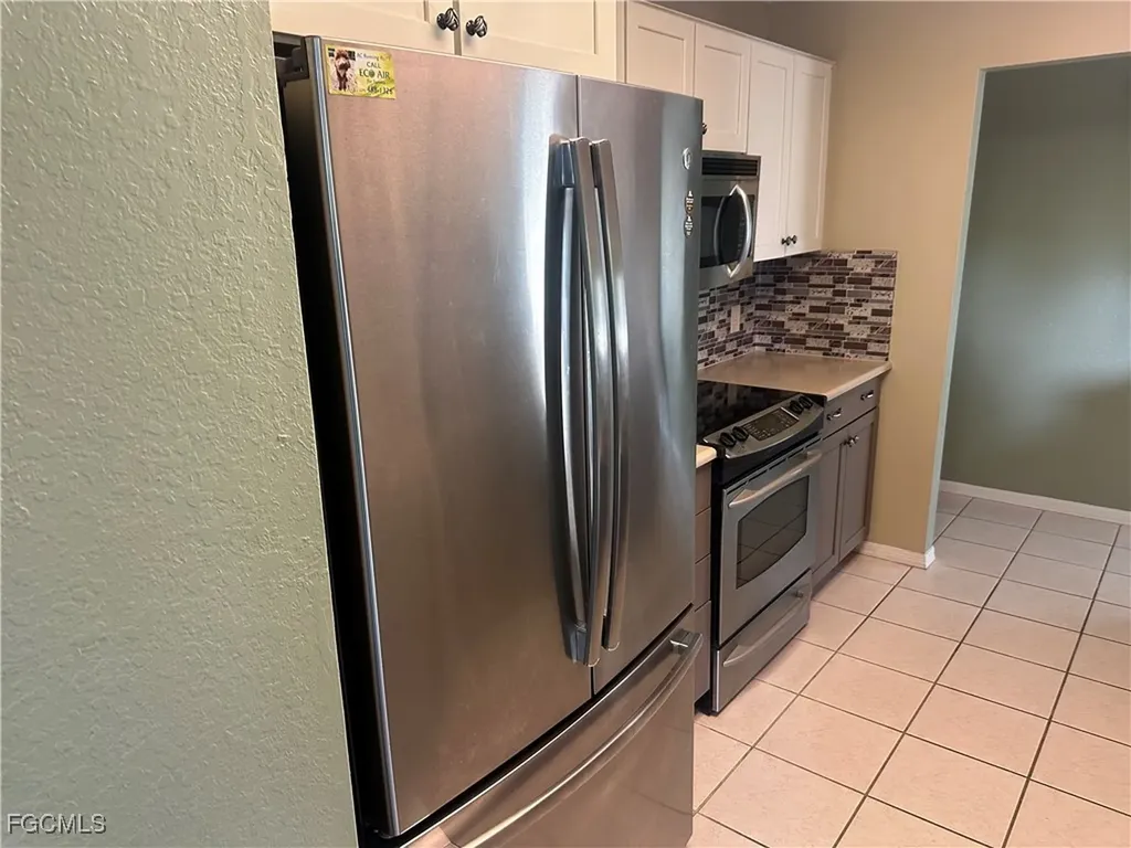 950 Moody Road North Fort Myers FL 33903