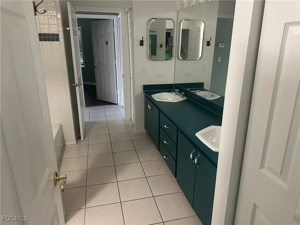 950 Moody Road North Fort Myers FL 33903