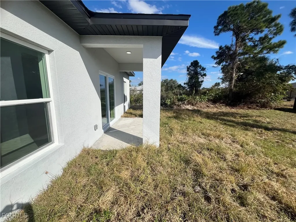 2612 31st Street SW Lehigh Acres FL 33976